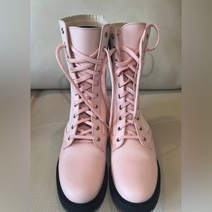 FENDI boot leather / fabric. Pink with contrast Fendi logo colors. Size 39.5.